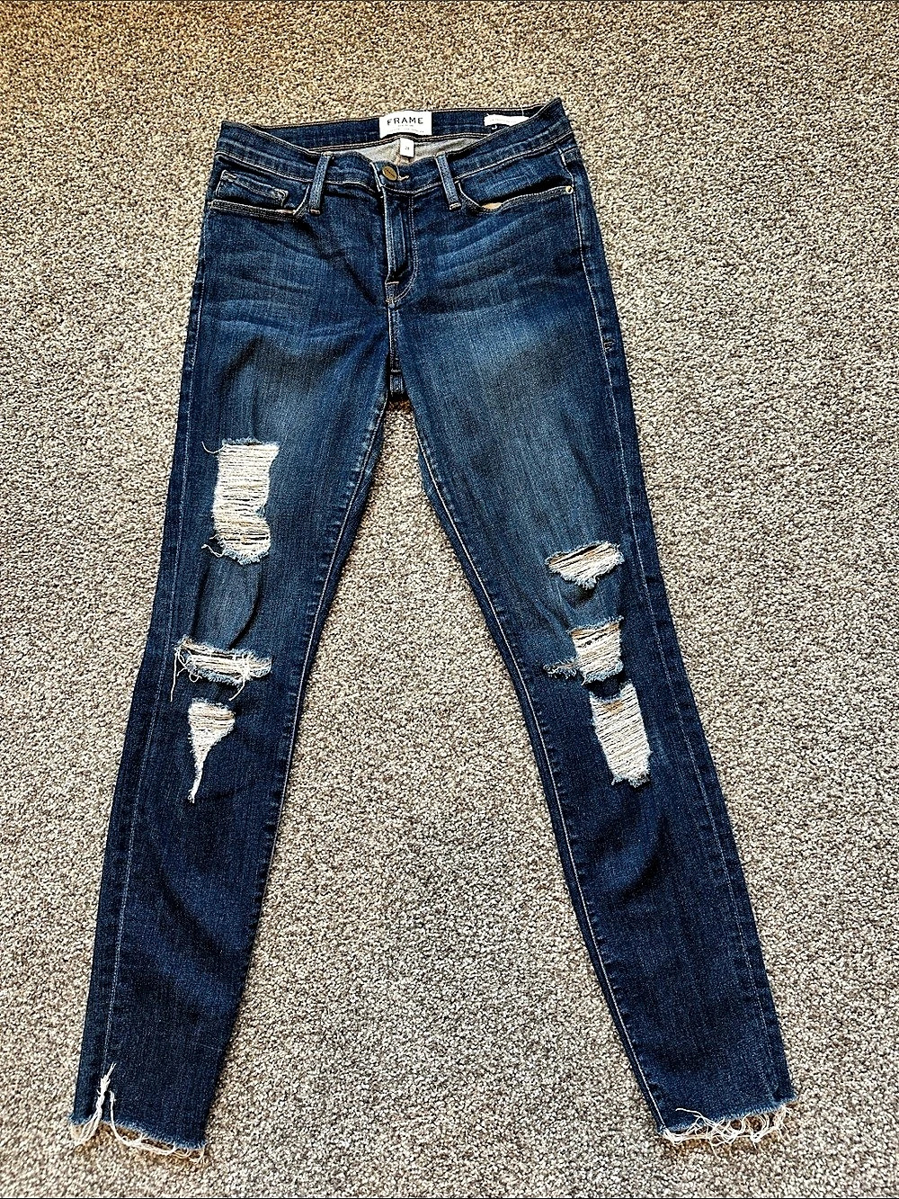FRAME Le Skinny de Jeanne Distressed Skinny Jeans in Blue Waist 28